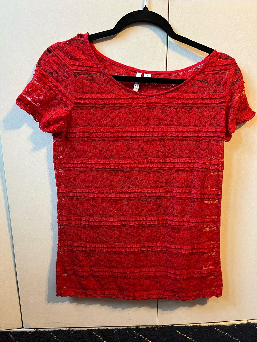 Elle Red Lace Short Sleeve Scoop Neck Top